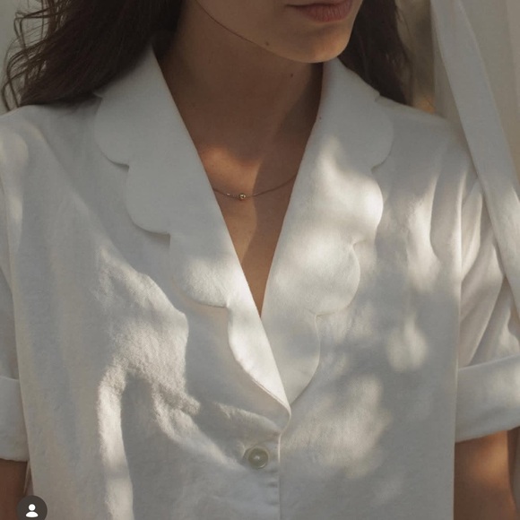 Women's Scalloped Collar Button-Down Shirt in White - Picture 4 of 11